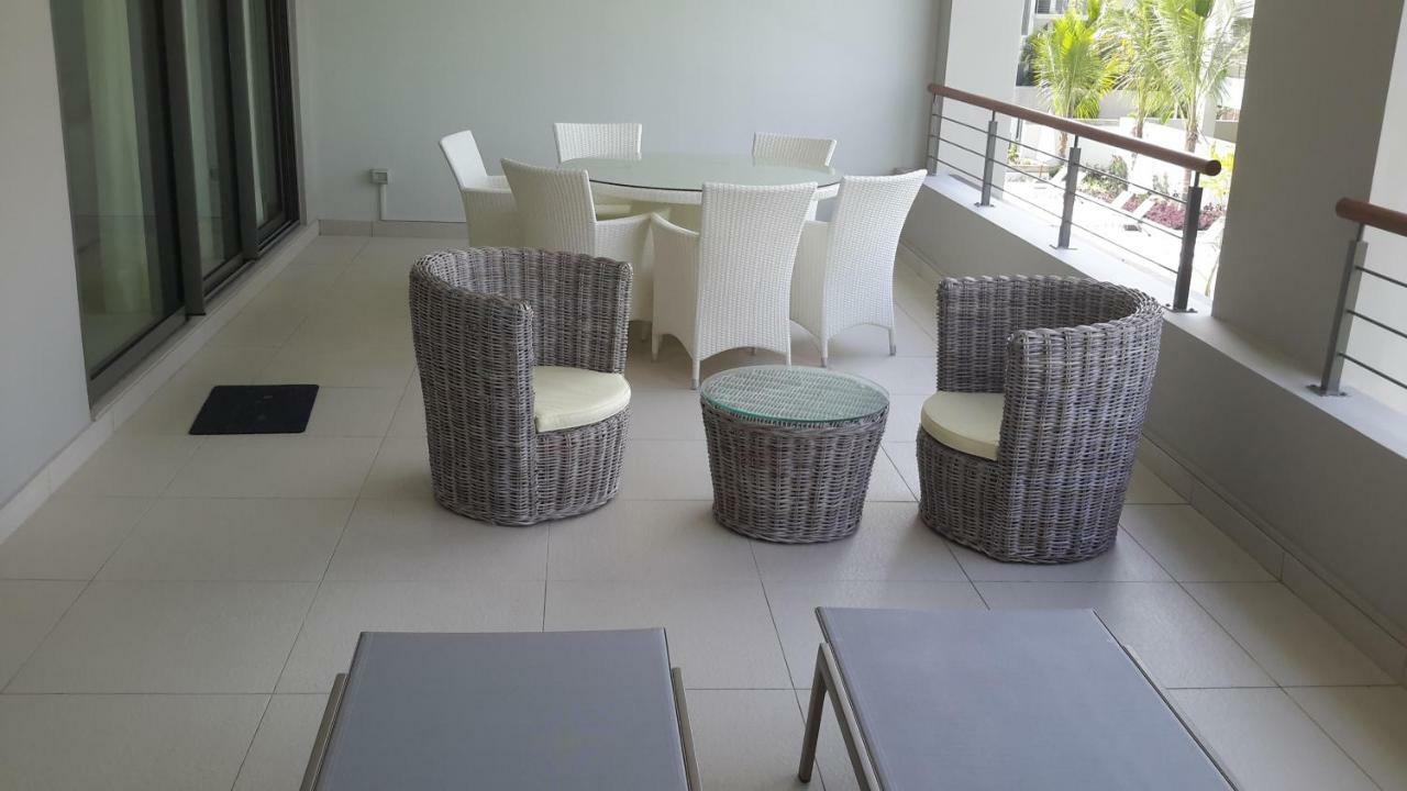 Element Bay Lux Beach Apartment カップ・マルールー エクステリア 写真