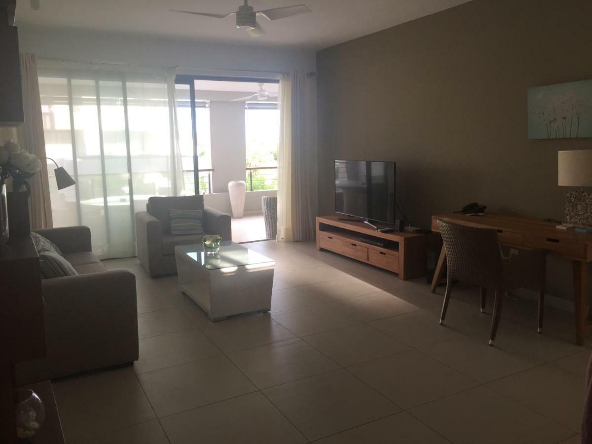 Element Bay Lux Beach Apartment カップ・マルールー エクステリア 写真