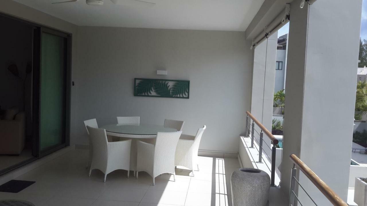 Element Bay Lux Beach Apartment カップ・マルールー エクステリア 写真