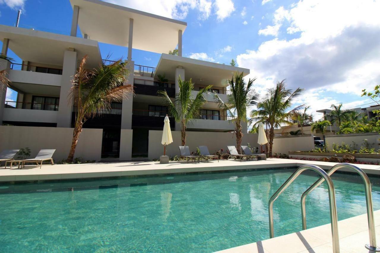 Element Bay Lux Beach Apartment カップ・マルールー エクステリア 写真