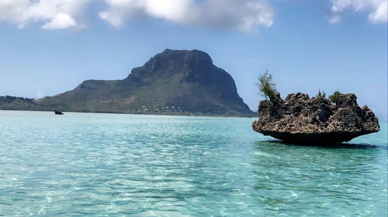 Element Bay Lux Beach Apartment カップ・マルールー エクステリア 写真